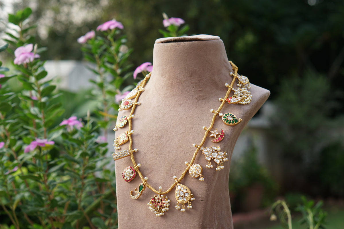 Kundan multi pieces necklaces(4-9642)(R)