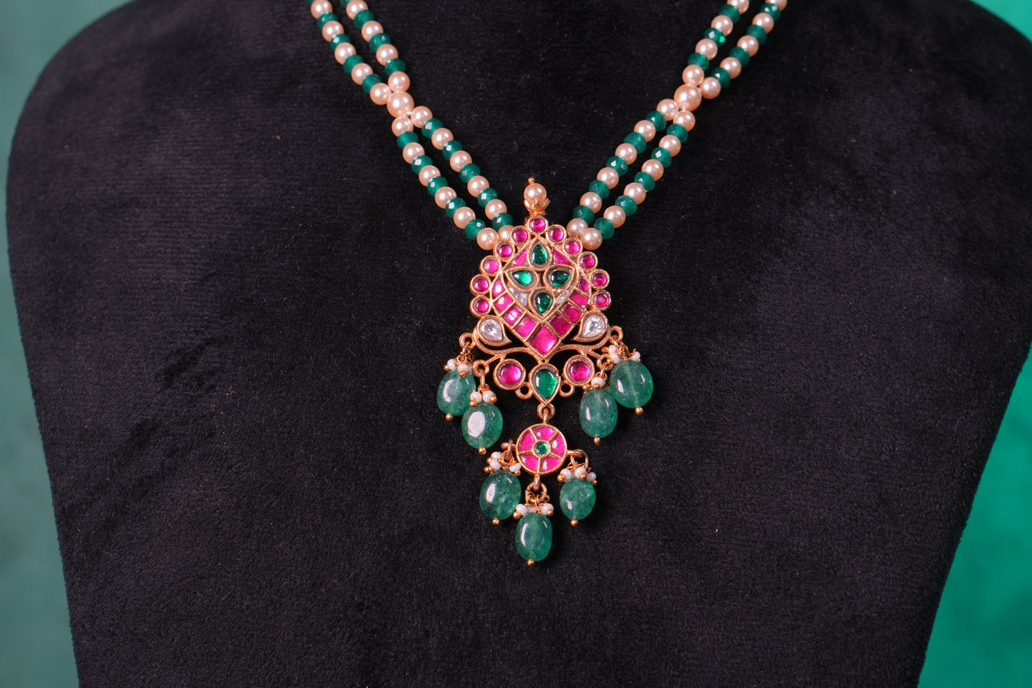Kundan Pendant Necklace (4-9403)(K)