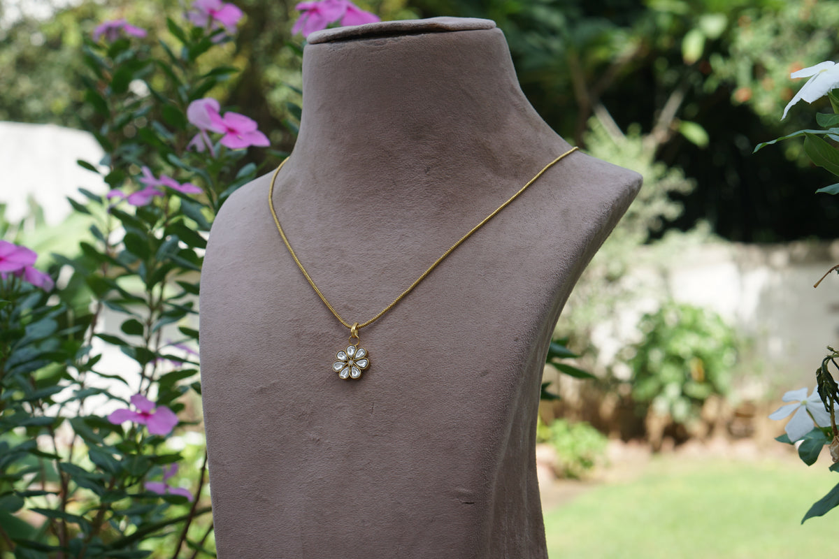 Kundan Pendant (4-9709) (A)