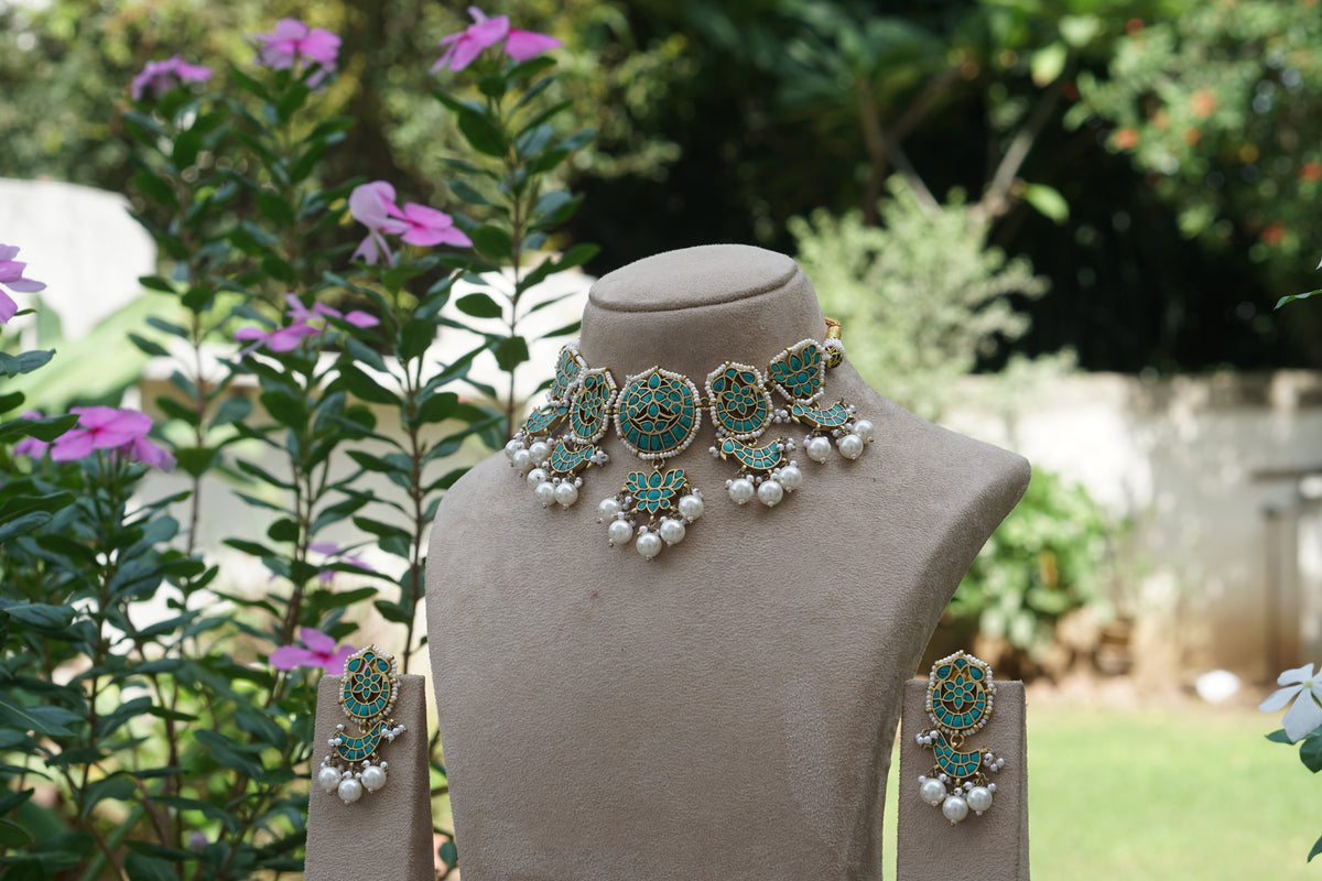 Kundan Choker Set (4-9686)(A)