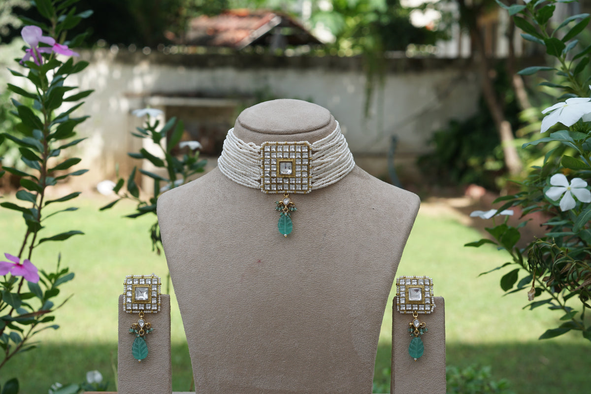 Kundan Choker Set (4-9692) (A)