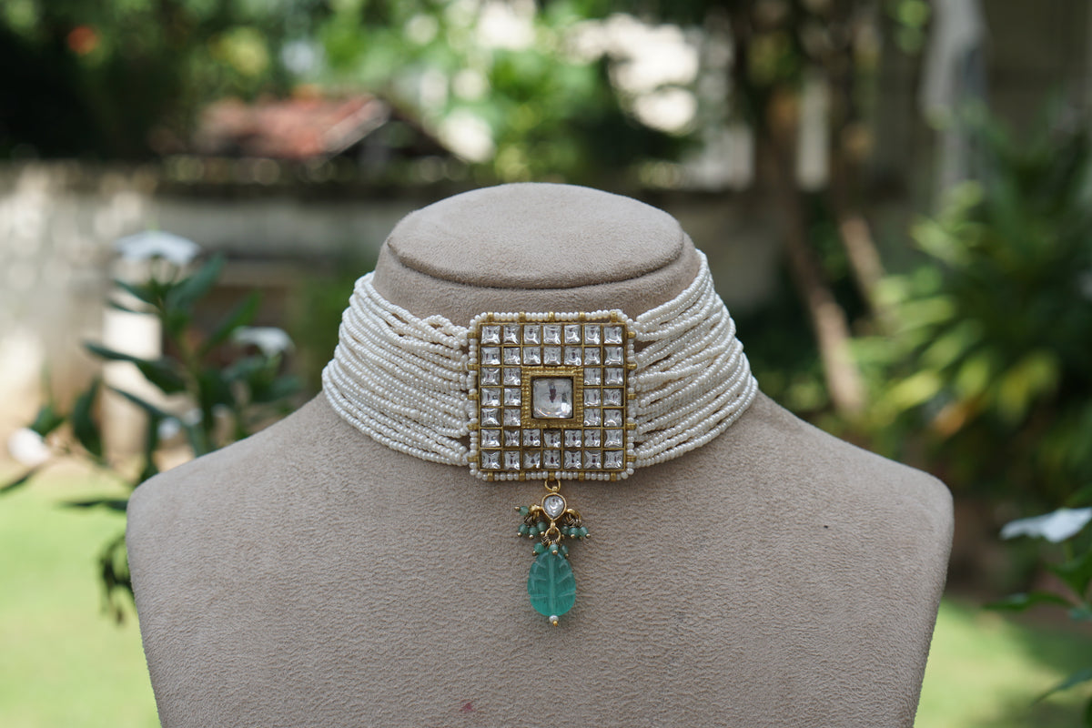 Kundan Choker Set (4-9692) (A)