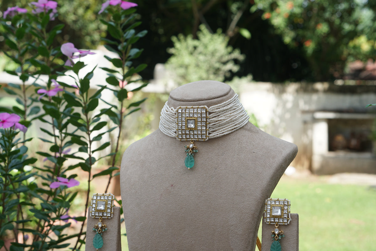 Kundan Choker Set (4-9692) (A)