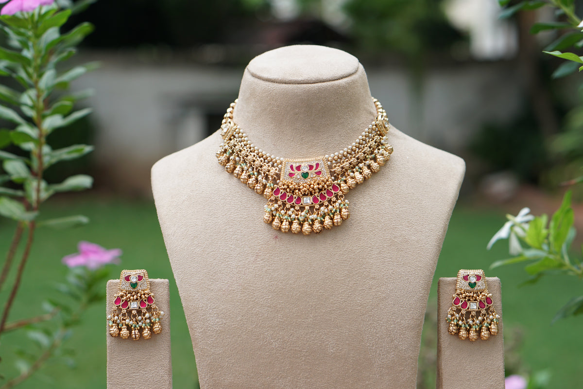 Antique Necklace Set (4-9717)(EX)