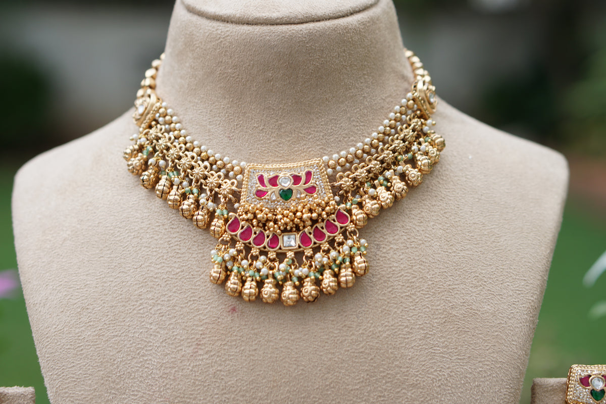 Antique Necklace Set (4-9717)(EX)
