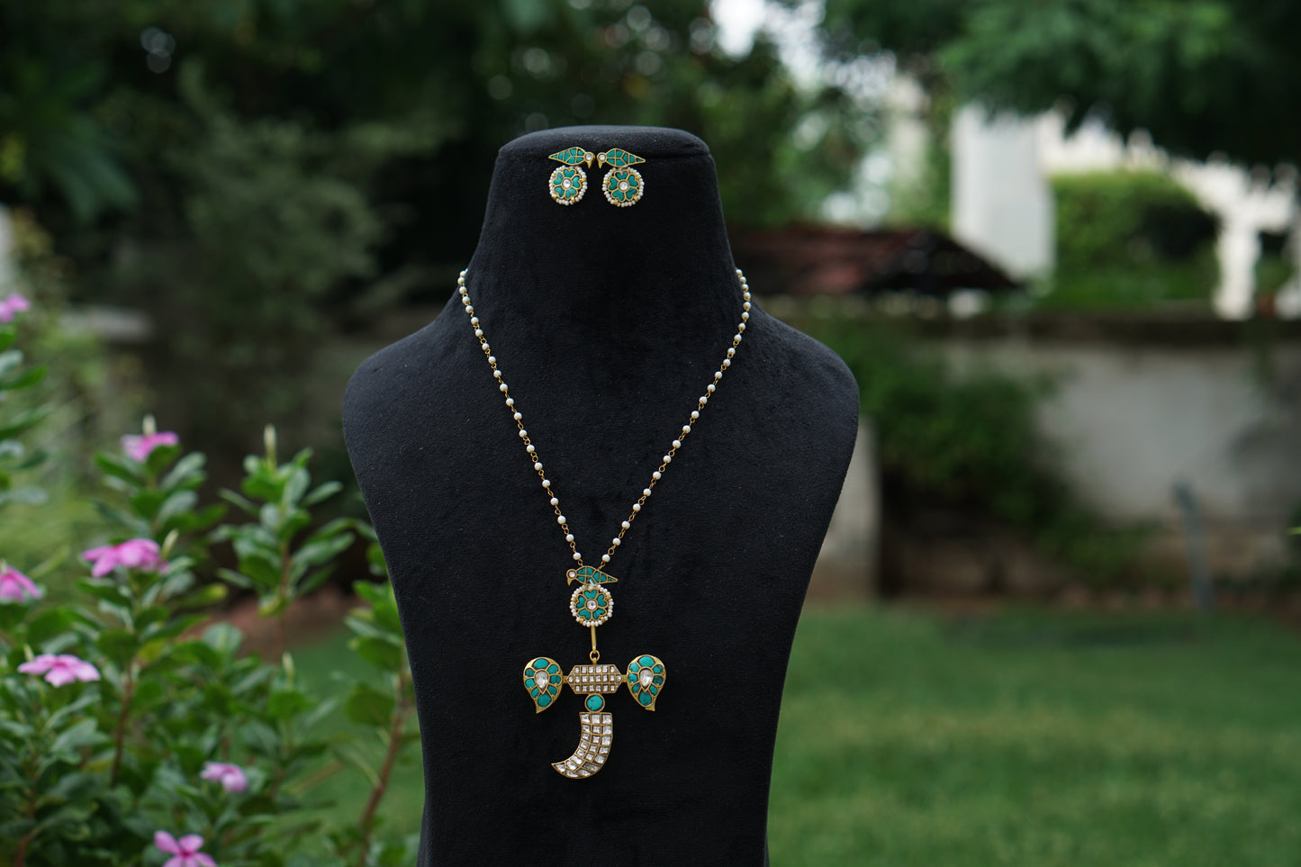 Turquoise Kundan Pendant Set (4-9422)(A)