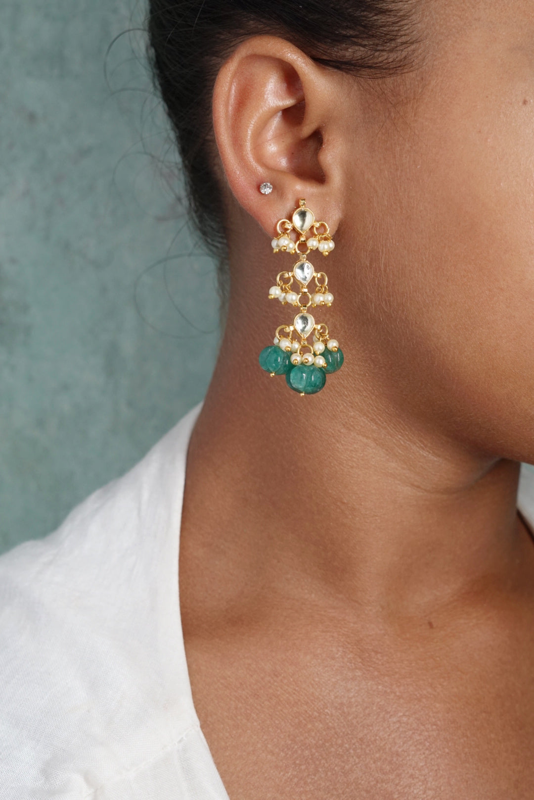 White Kundan earrings (1-2736)(N)