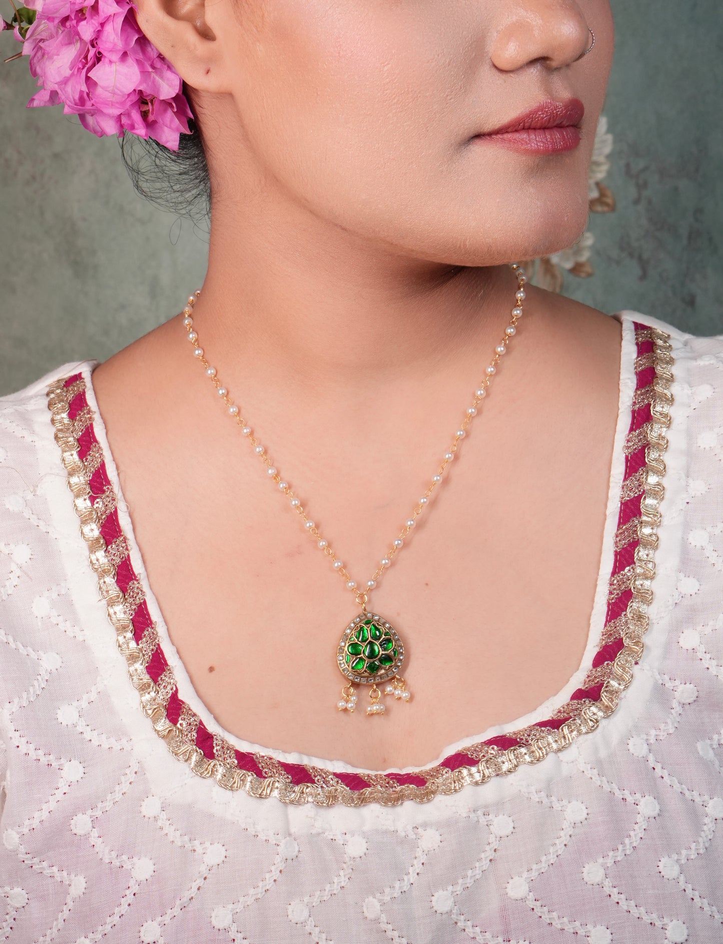 Kundan Pendant (4-8964)(R)