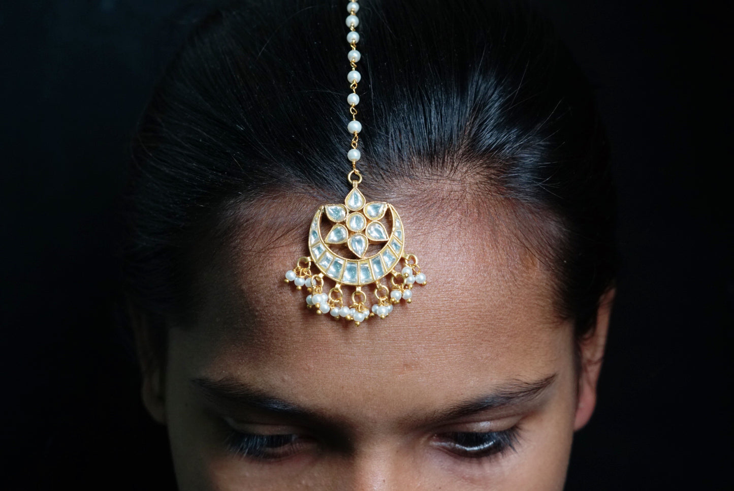 White Kundan Maangtika(5-785)(preorder delivers in 15-20days) - JEWELSTYLE