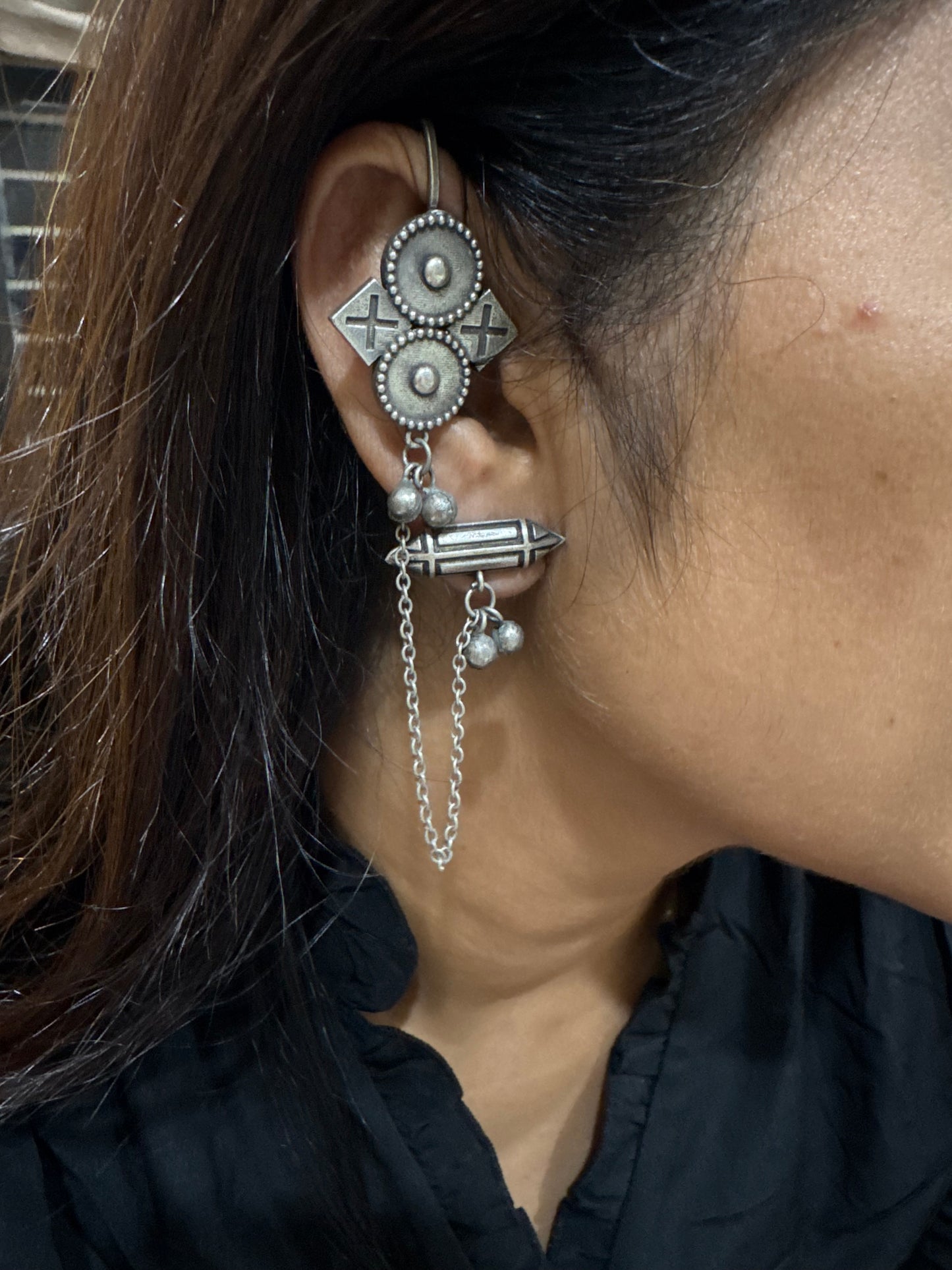 Oxidised Earcuff (1-4875)