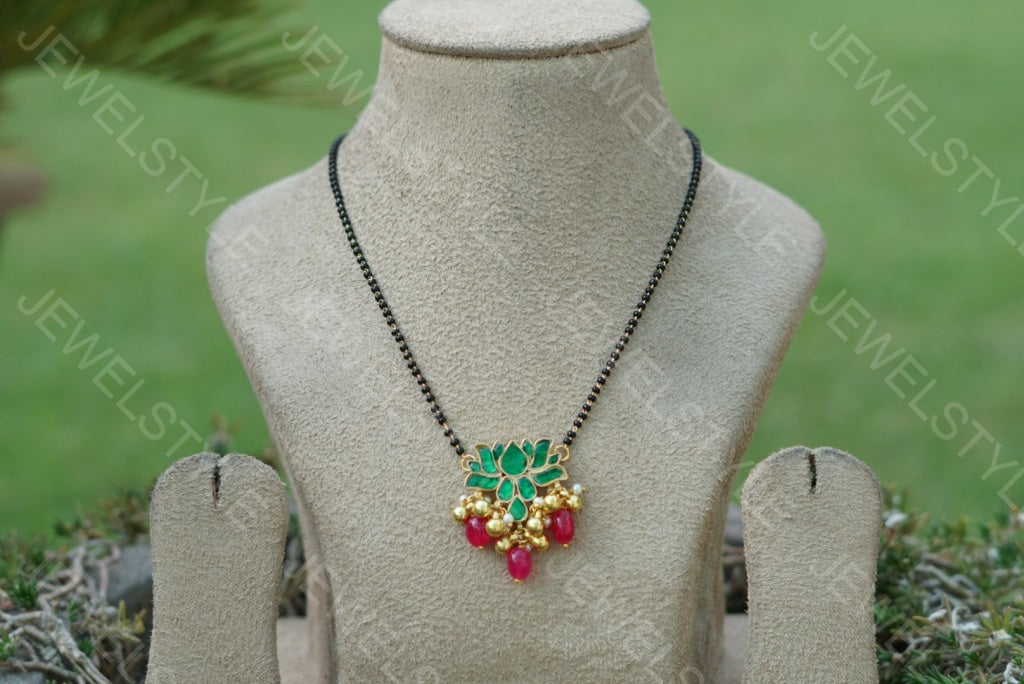 Green Kundan lotus Pendant(4-1555)(PREORDER) - JEWELSTYLE