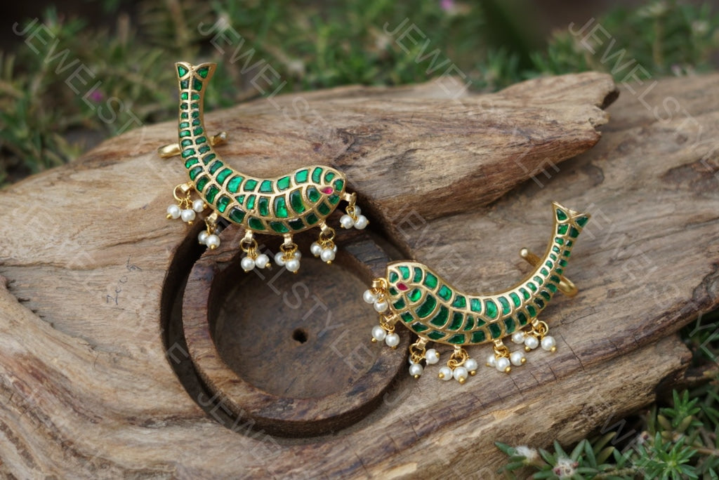 Kundan fish earcuff(Preorder) (1-672-1) - JEWELSTYLE