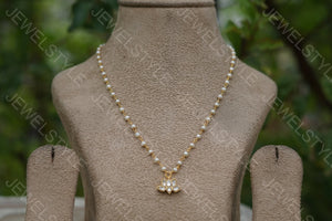 White lotus chain (Preorder) 4-1363