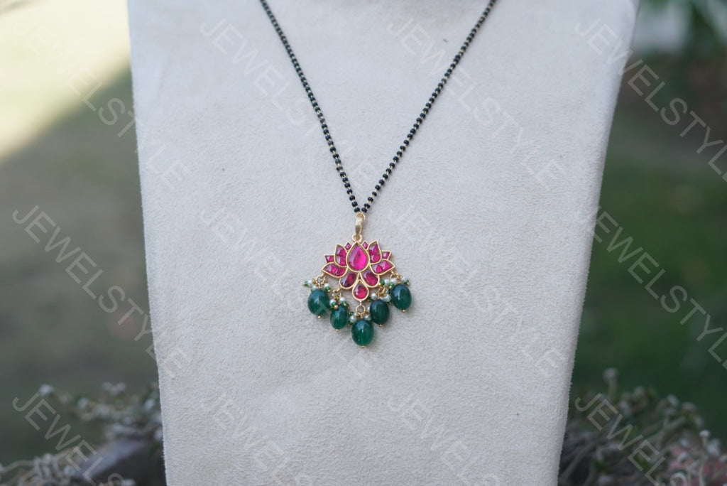 Pink lotus black beads pendant chain  (4-3226)(R)(preorder) - JEWELSTYLE