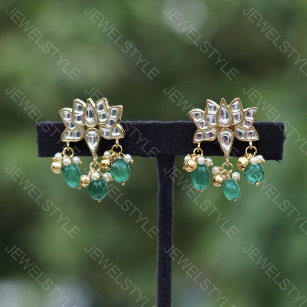 White Kundan lotus studs ( Preorder ) 1-810 - JEWELSTYLE