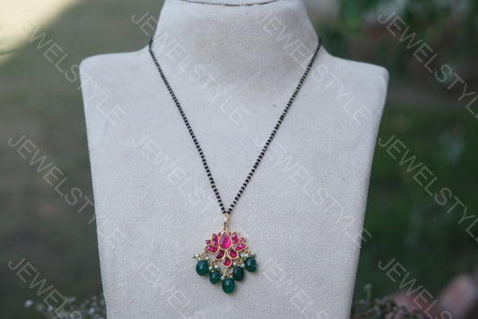 Pink lotus black beads pendant chain  (4-3226)(R)(preorder) - JEWELSTYLE