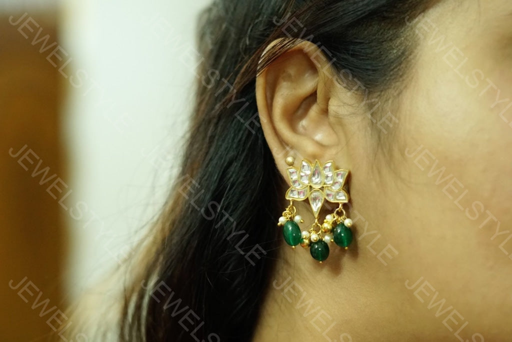 White Kundan lotus studs ( Preorder ) 1-810 - JEWELSTYLE