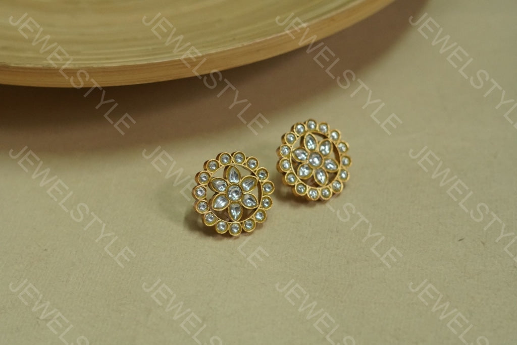 White Kundan studs (1-1618)(PREORDER) - JEWELSTYLE