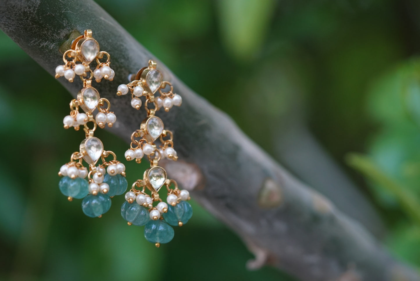 White Kundan earrings (1-2736)(N)