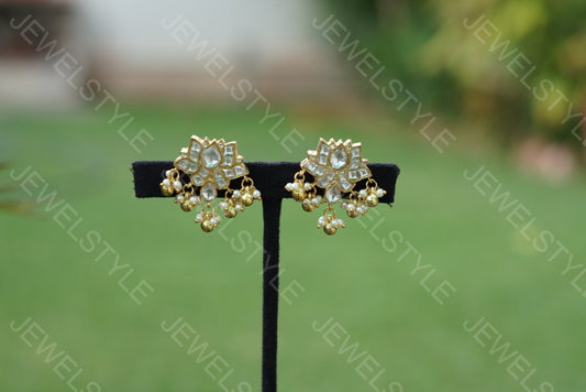 White Kundan lotus earrings(PREORDER) 1-1130 - JEWELSTYLE